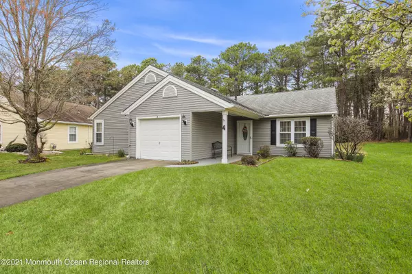 4 Sussex Place, Forked River, NJ 08731