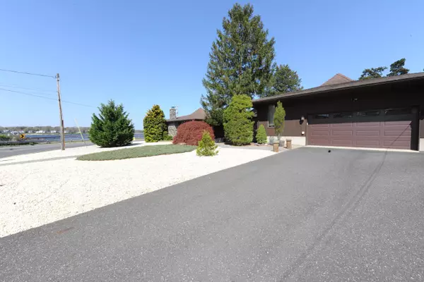 Pine Beach, NJ 08741,100 Motor Road