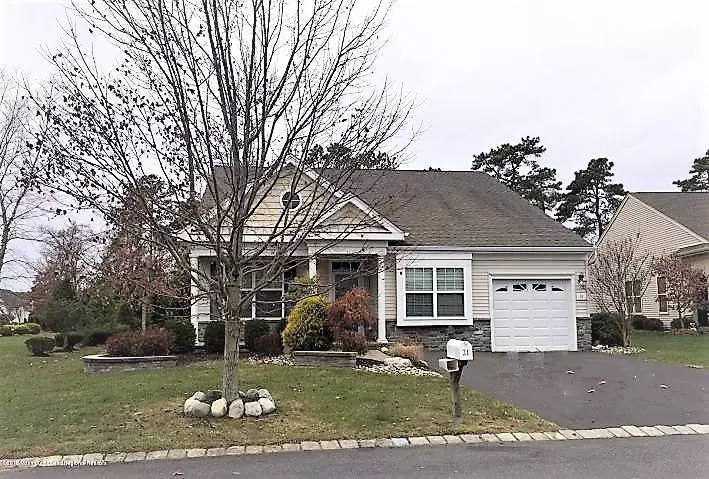 21 Bear Island Drive, Barnegat, NJ 08005