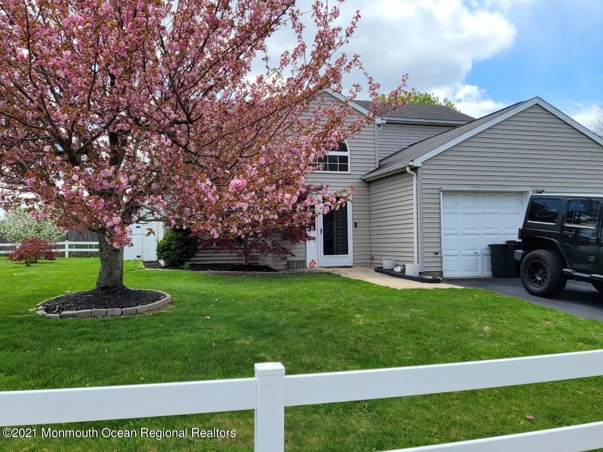 Cliffwood, NJ 07721,11 Stemler Drive