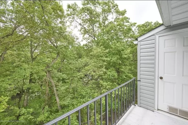 Matawan, NJ 07747,9 Hawaii Court #C