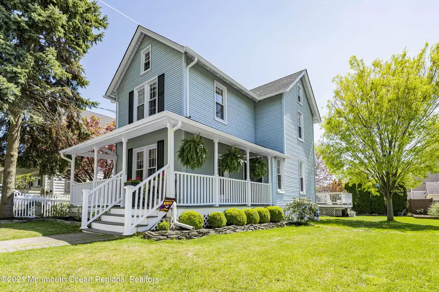 43 Asbury Avenue, Atlantic Highlands, NJ 07716