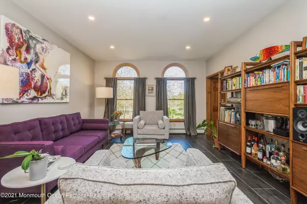 Millstone, NJ 08535,6 Blueberry Hill