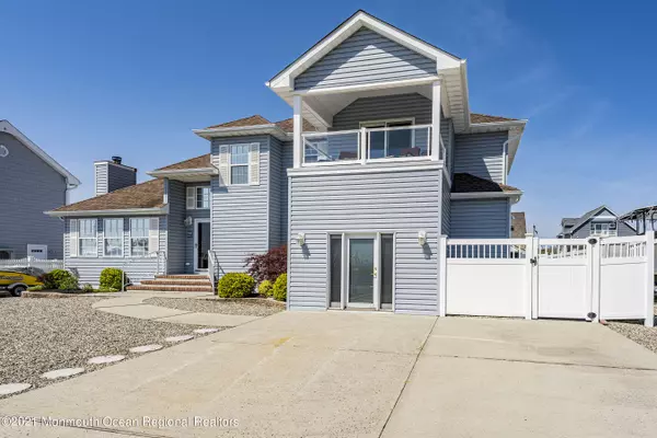 Waretown, NJ 08758,3 Privateer Drive