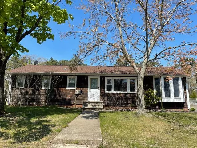 70 Parkway Drive, Brick, NJ 08723