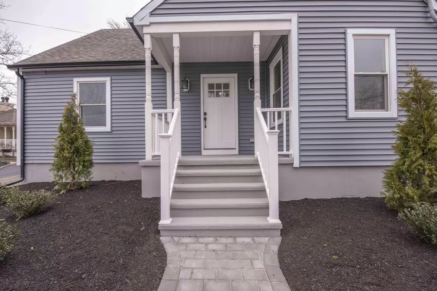 238 Maple Place, Keyport, NJ 07735
