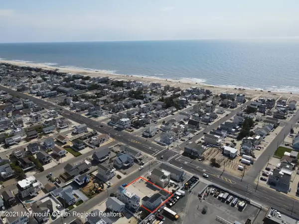 Long Beach Twp, NJ 08008,10 W Winifred Avenue #1