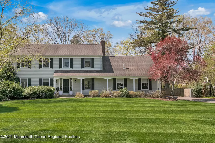 25 Holly Tree Lane, Little Silver, NJ 07739