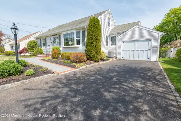 Sea Girt, NJ 08750,1316 Laurel Avenue