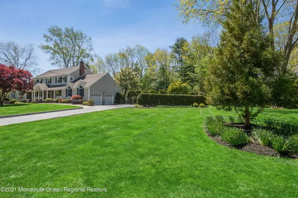 Holmdel, NJ 07733,15 Duncan Drive