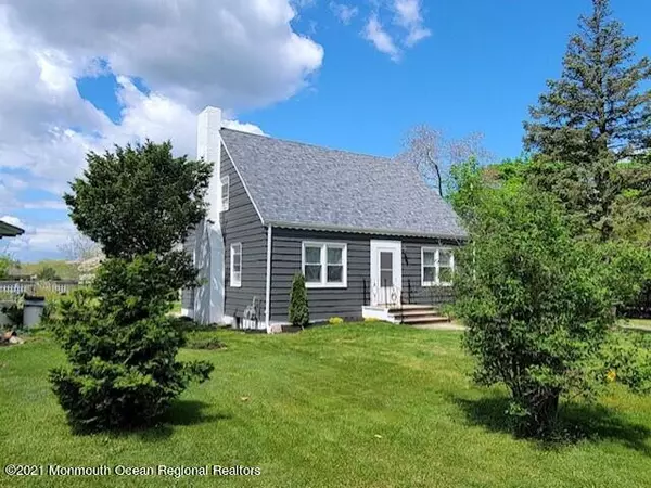 Matawan, NJ 07747,198 Freneau Avenue