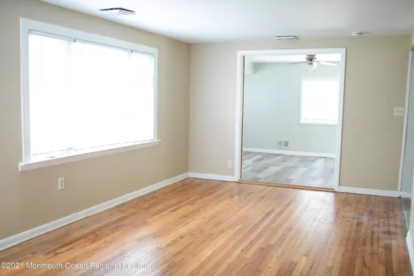 Keyport, NJ 07735,457 Netherwood Drive