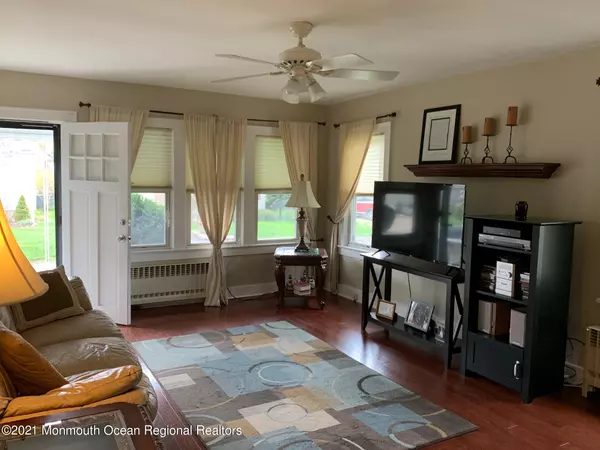 Spotswood, NJ 08884,65 John Street