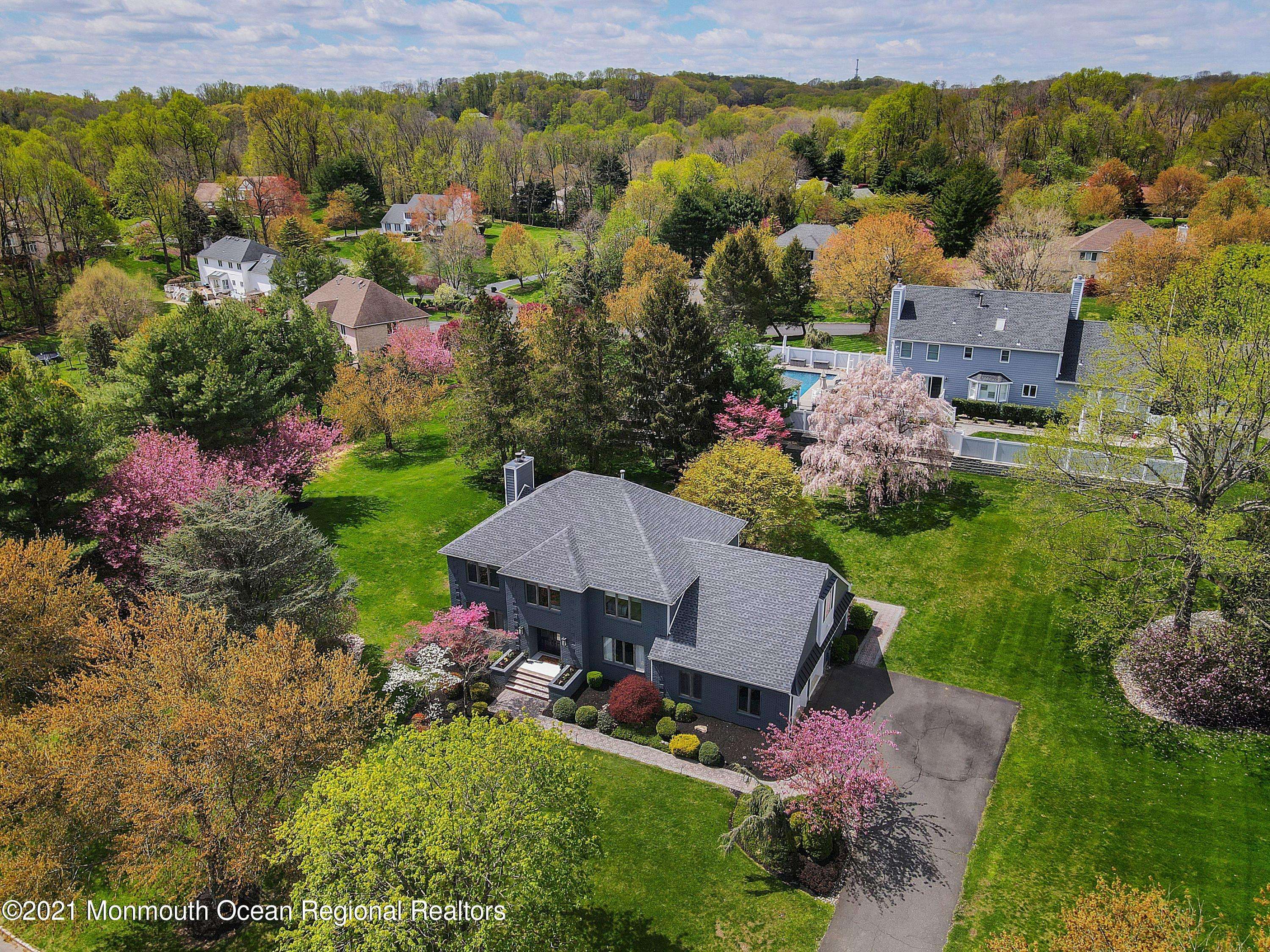 6 Ridge Hill Way, Holmdel, NJ 07733
