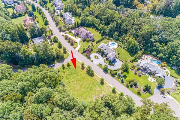 Holmdel, NJ 07733,30 Winchester Lane