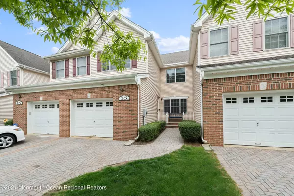 15 Smock Court, Manalapan, NJ 07726