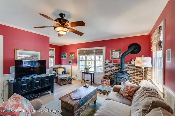 Rumson, NJ 07760,69 Avenue Of Two Rivers