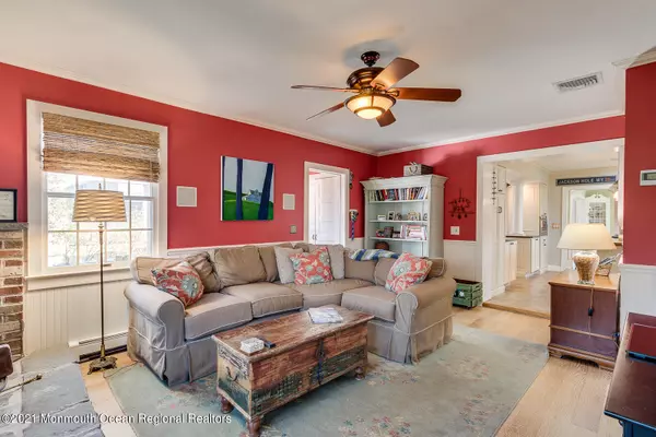 Rumson, NJ 07760,69 Avenue Of Two Rivers