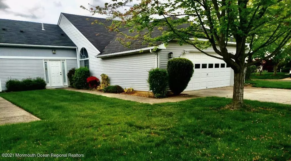 592 Madison Drive #592B, Monroe, NJ 08831