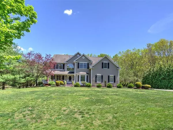 New Egypt, NJ 08533,18 Oak Leaf Drive