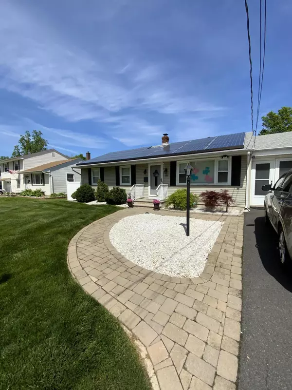 Matawan, NJ 07747,151 Ravine Drive