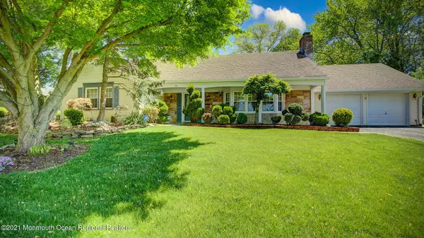 Matawan, NJ 07747,82 Lakeridge Drive