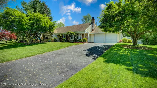 Matawan, NJ 07747,82 Lakeridge Drive