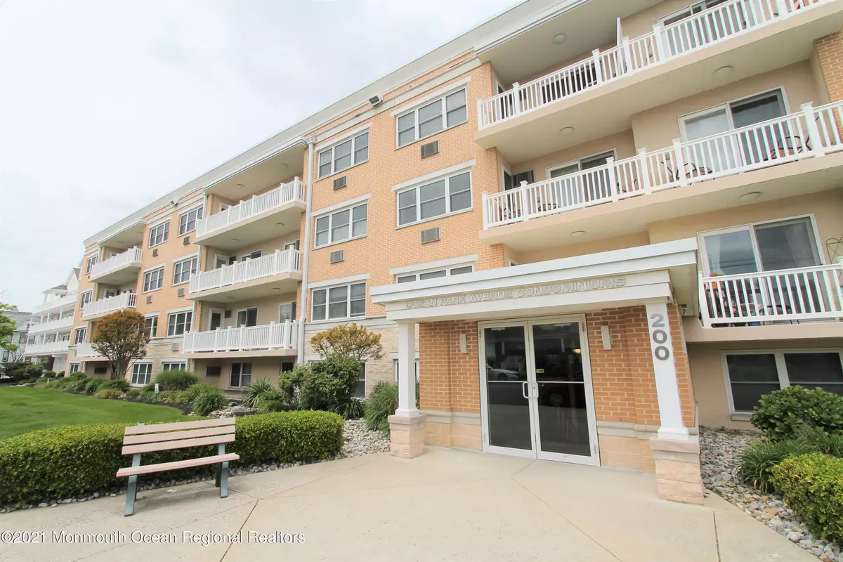 Bradley Beach, NJ 07720,200 Ocean Park Avenue #1H