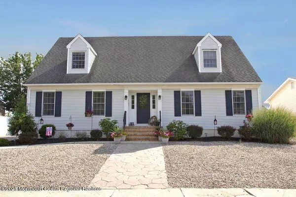 1301 Linda Drive, Toms River, NJ 08753