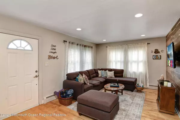 South Amboy, NJ 08879,236 Armstrong Street