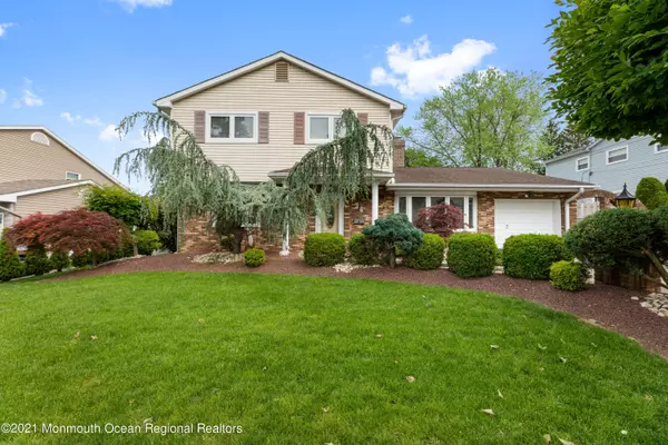 36 Ennis Drive, Hazlet, NJ 07730