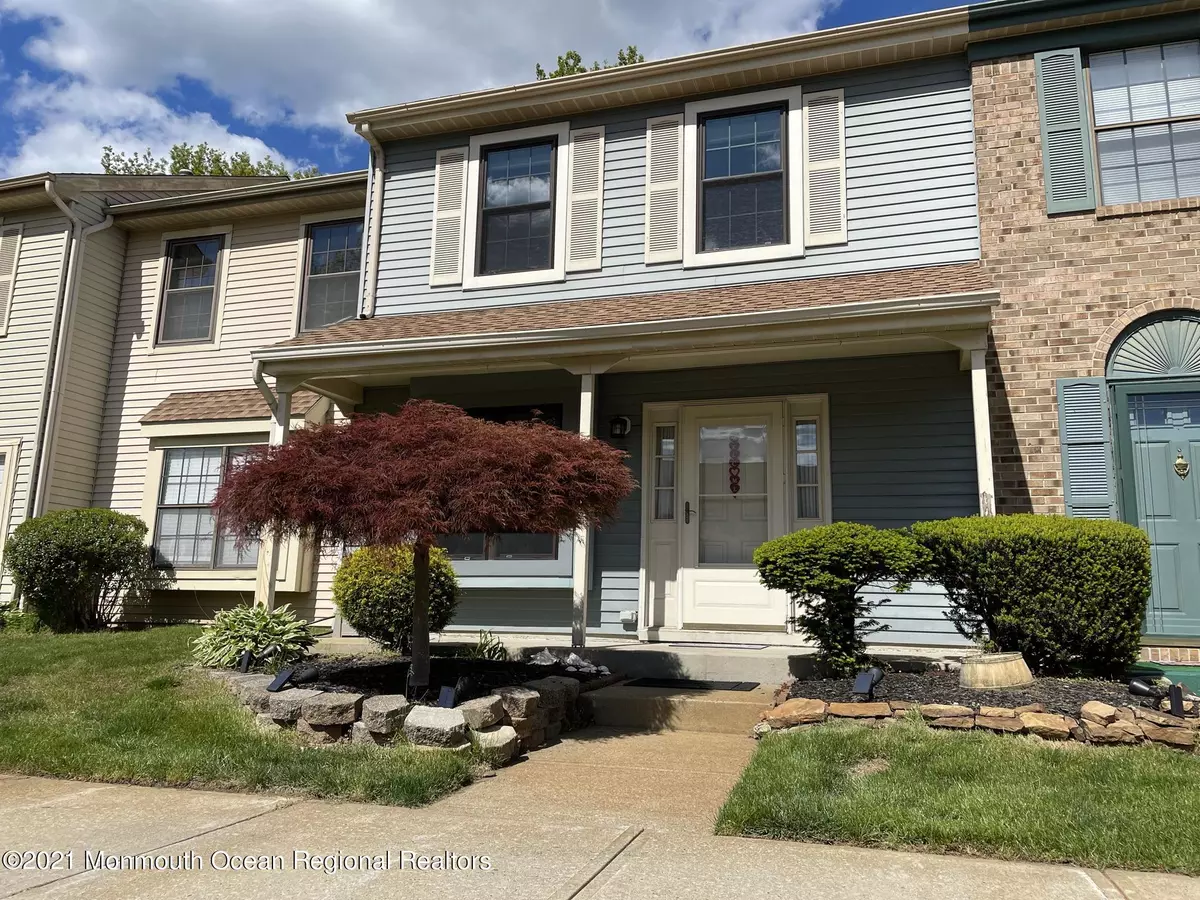 Freehold, NJ 07728,14 Interlaken Court #7