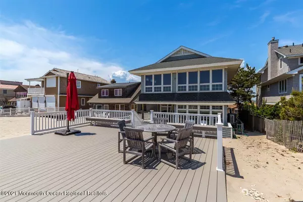 Mantoloking, NJ 08738,140 Sunset Lane