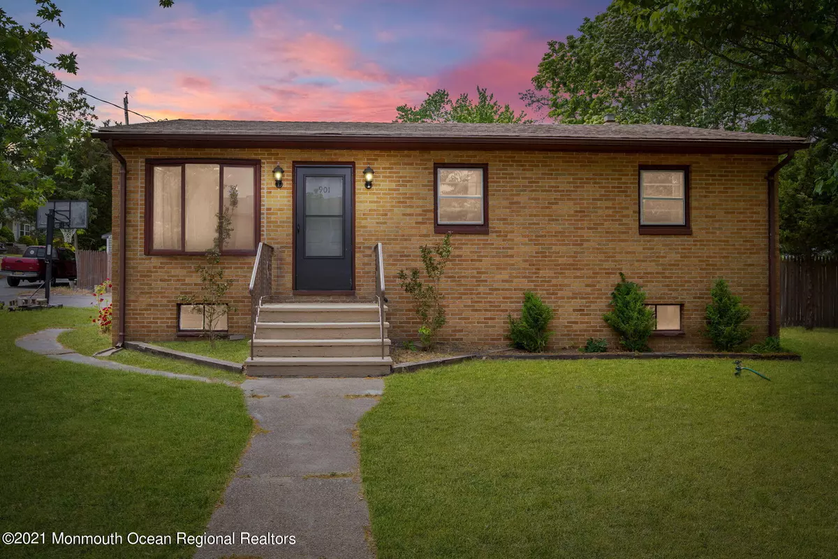 Toms River, NJ 08757,901 Beacon Street