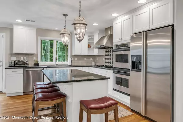 Fair Haven, NJ 07704,57 Heights Terrace