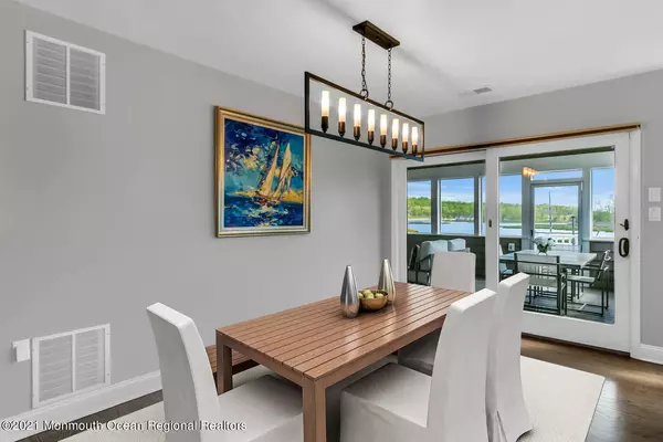 Rumson, NJ 07760,27 Avenue Of Two Rivers