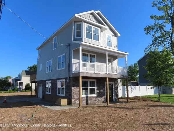 915 Florence Avenue, Union Beach, NJ 07735