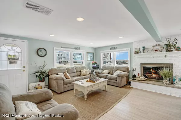 Lavallette, NJ 08735,456 Marathon Court