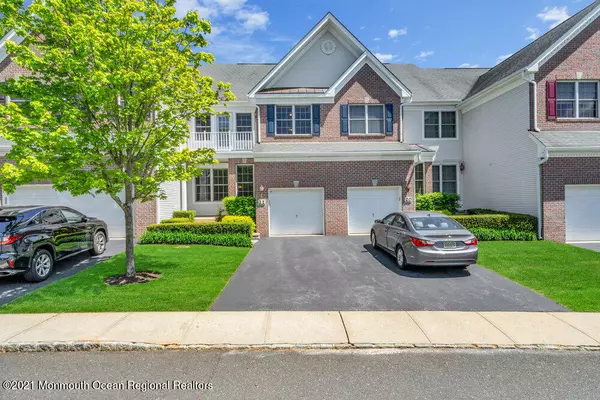 Manalapan, NJ 07726,22 Hummingbird Drive