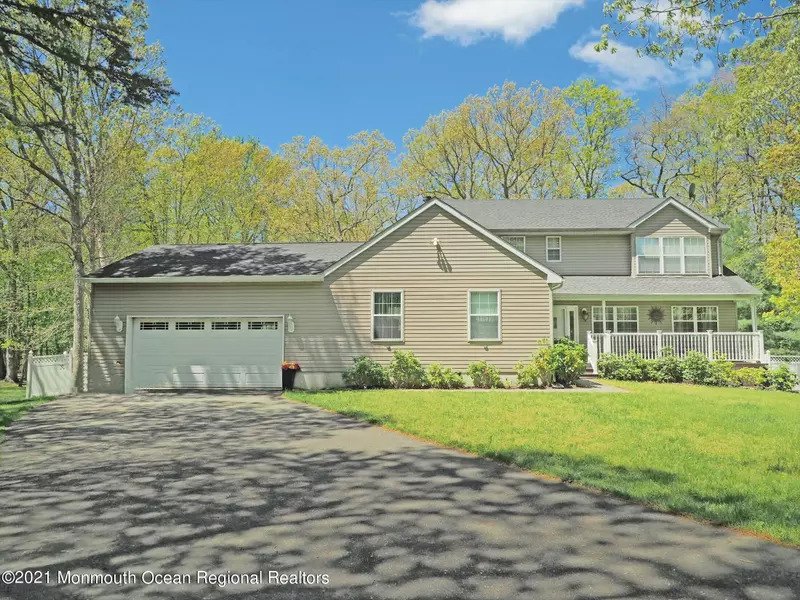 5 Mirta Court, Jackson, NJ 08527