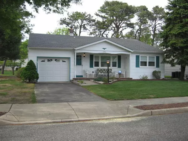 278 Westbrook Drive, Toms River, NJ 08757