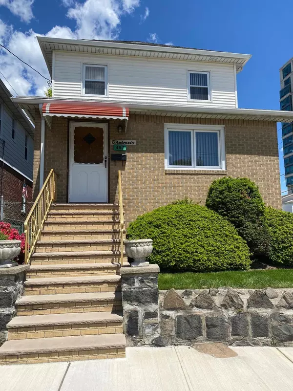 387 Lawton Avenue, Cliffside Park, NJ 07010