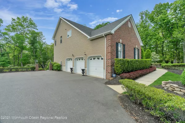 Millstone, NJ 08510,179 Paint Island Spring Road