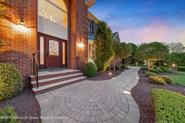 Millstone, NJ 08510,16 Carriage Way