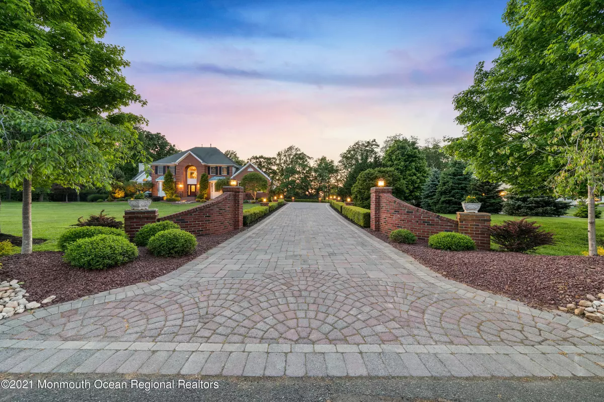 Millstone, NJ 08510,16 Carriage Way