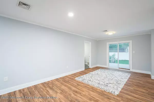 Lanoka Harbor, NJ 08734,710 Bowsprit Point