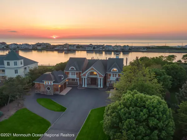 Rumson, NJ 07760,31 Ward Avenue