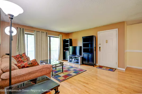 Piscataway Twp, NJ 08854,371 Lancaster Court #2371