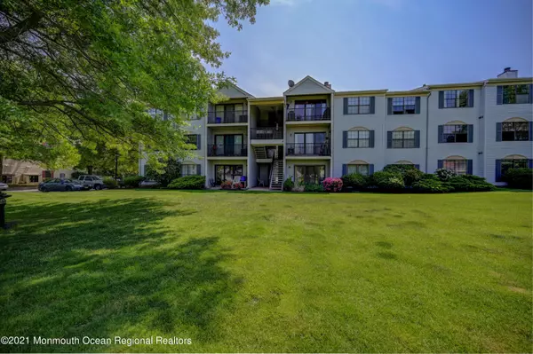 371 Lancaster Court #2371, Piscataway Twp, NJ 08854