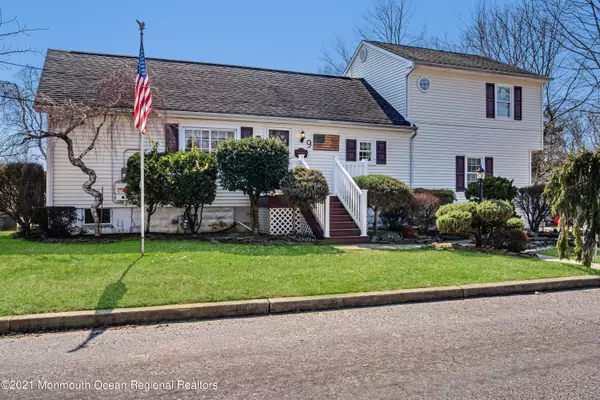 Port Monmouth, NJ 07758,9 Mercer Avenue